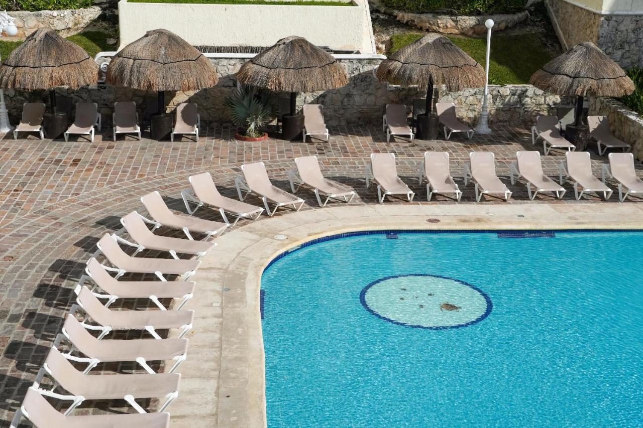 Cancun Plaza Sea View Bagian luar foto