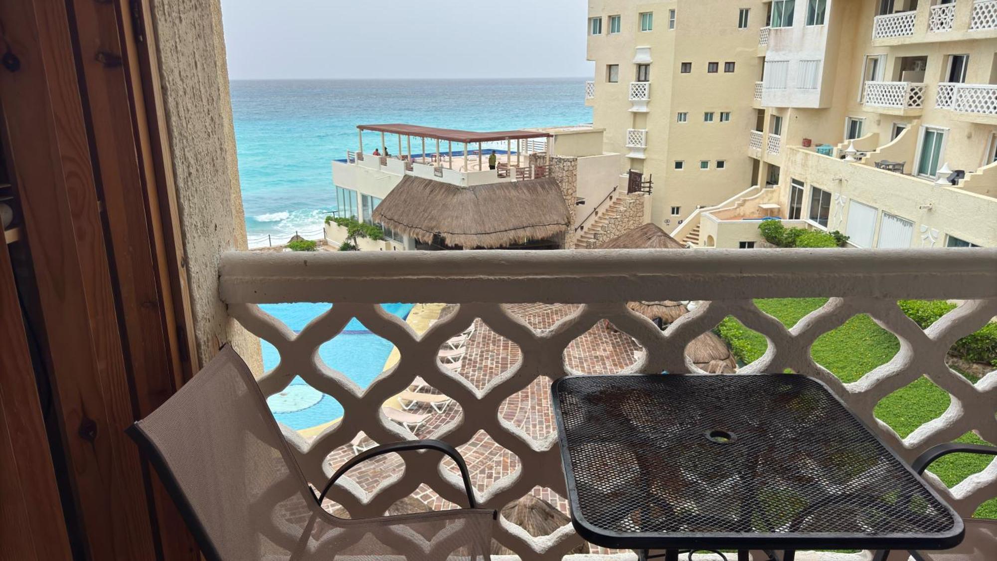Cancun Plaza Sea View Bagian luar foto