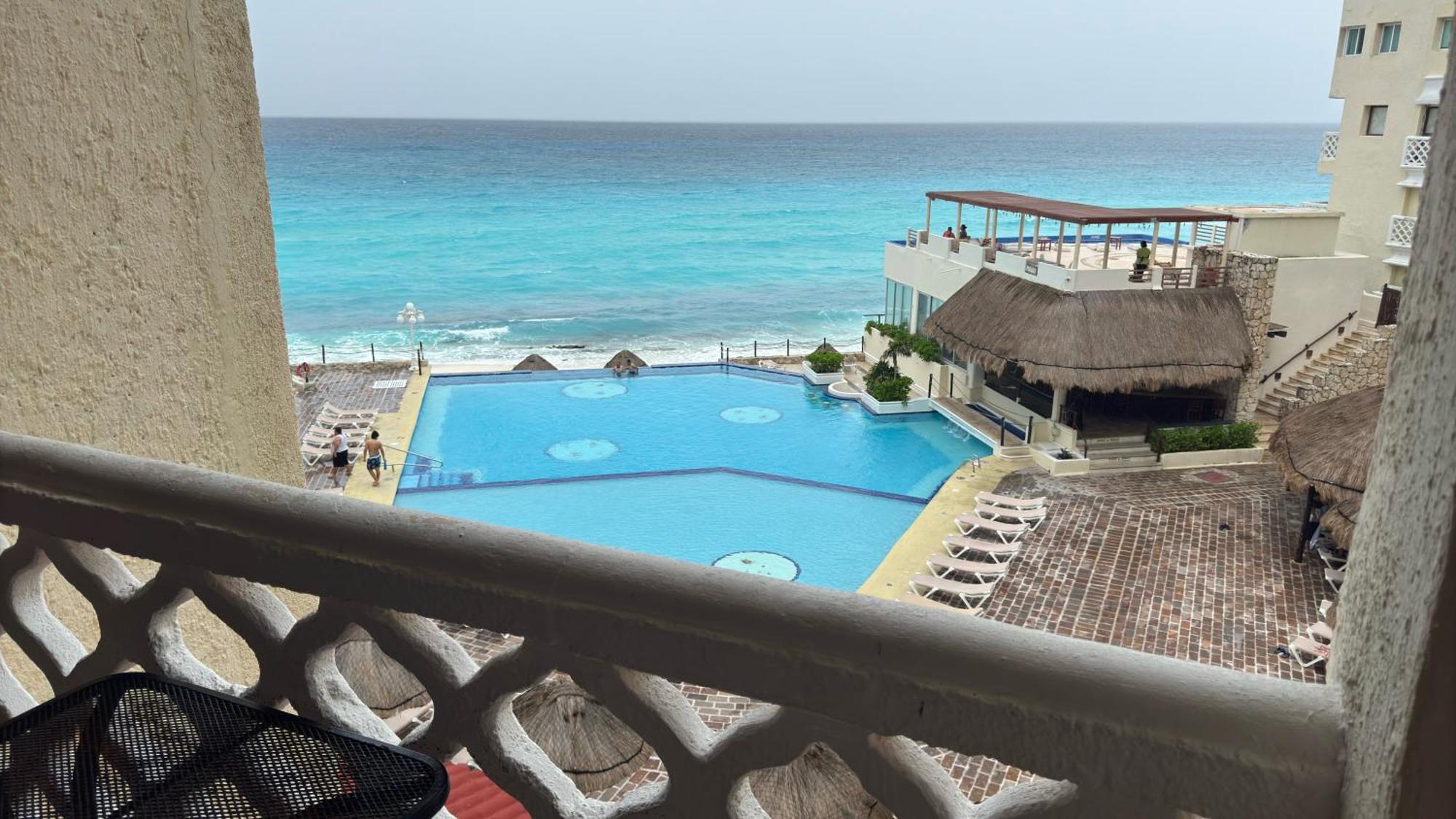Cancun Plaza Sea View Bagian luar foto