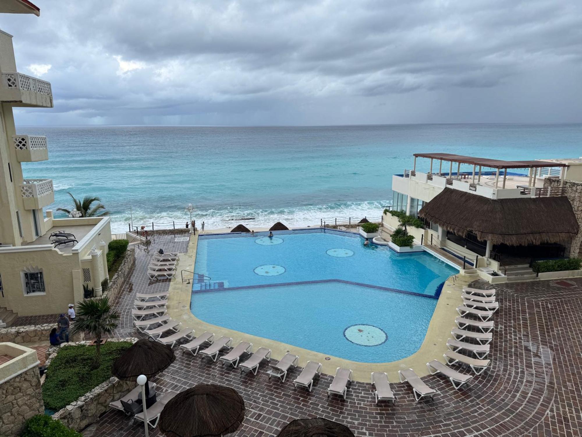 Cancun Plaza Sea View Bagian luar foto