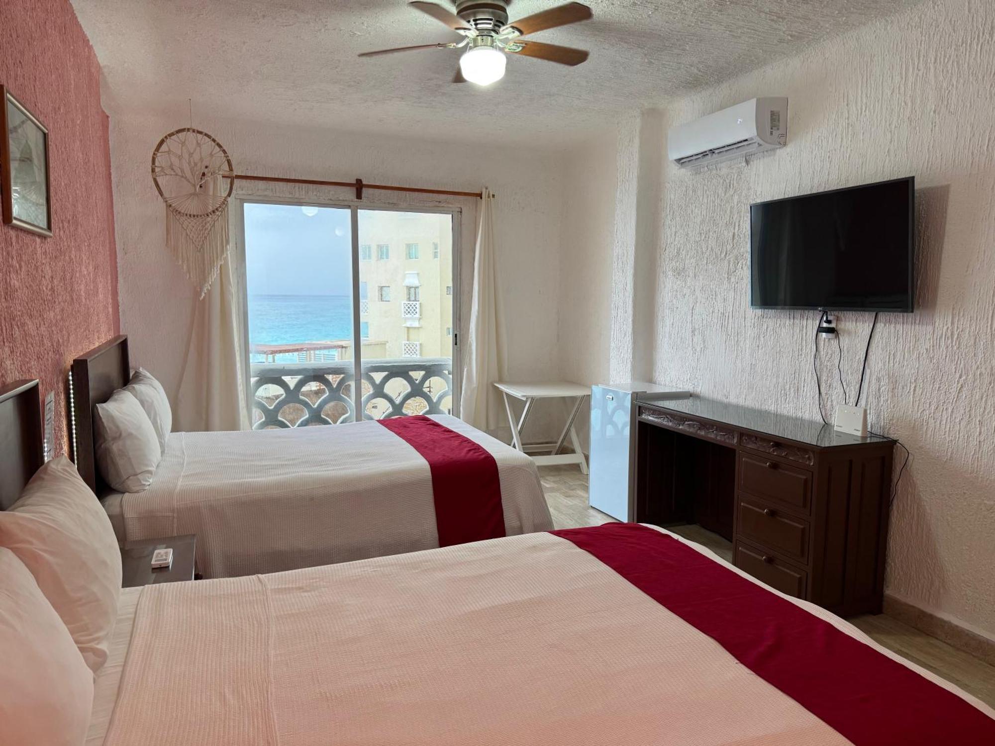 Cancun Plaza Sea View Bagian luar foto
